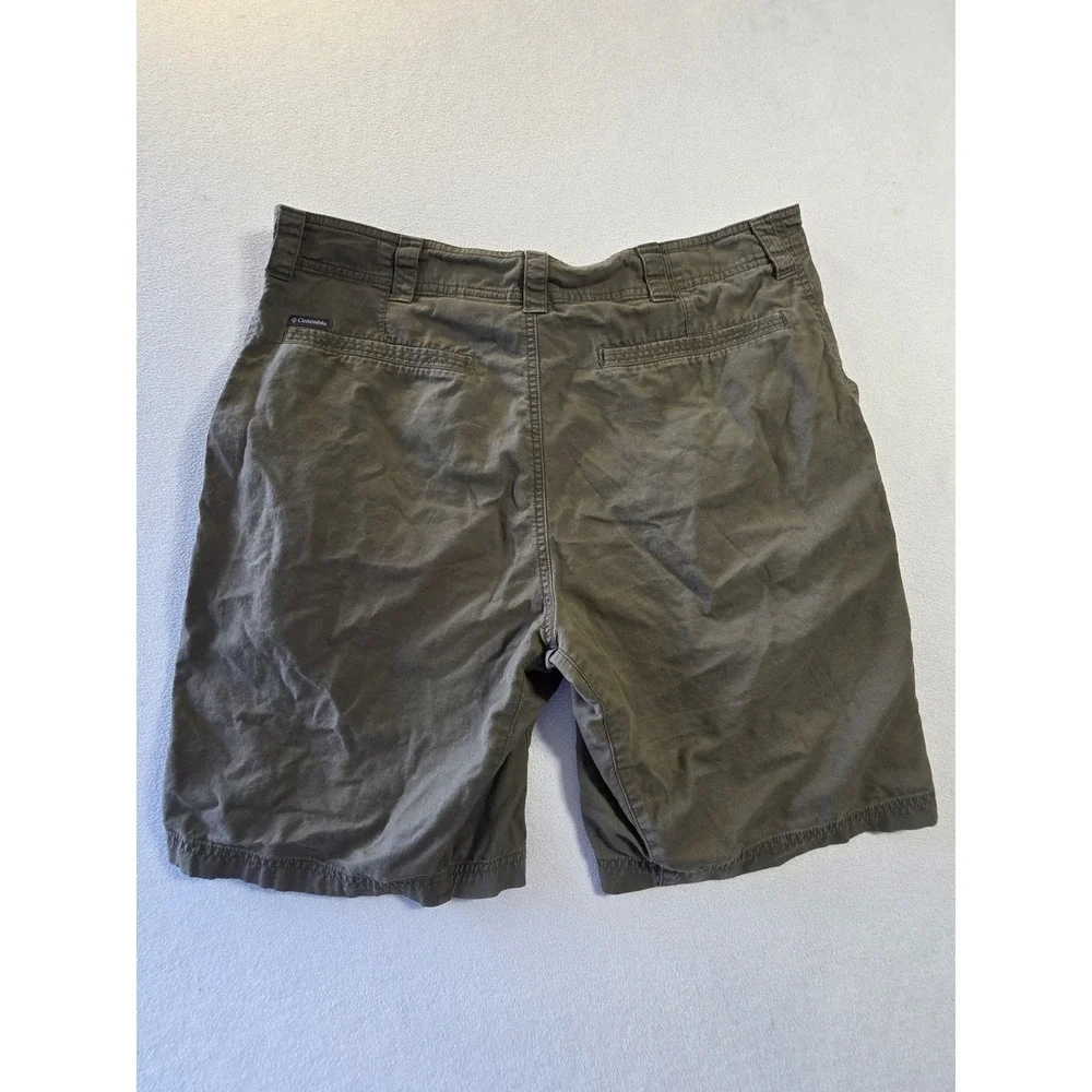 Columbia Omni-Shade Men's Shorts 36W 10L Olive Green Outdoor Hiking Pockets